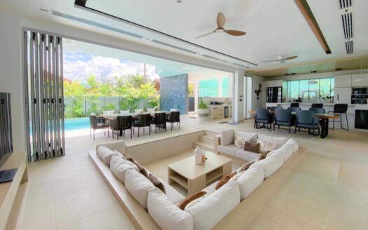 Villa 5 Camere Piscina in Vendita Rawai