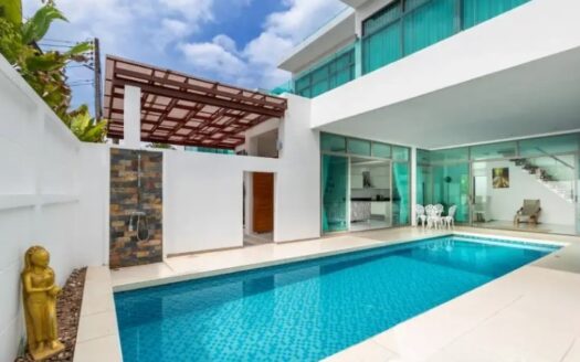 Villa 4 Camere Piscina in Vendita Kamala Phuket