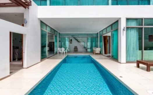 Villa 4 Camere Piscina in Vendita Kamala Phuket