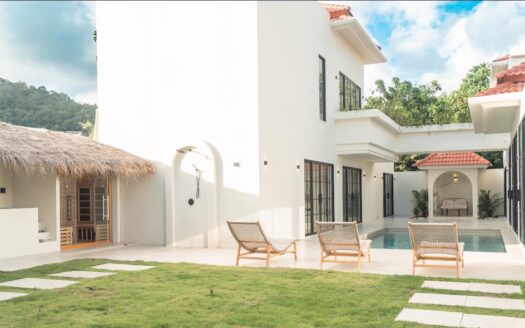 Villa 6 Camere con Piscina in Vendita Rawai